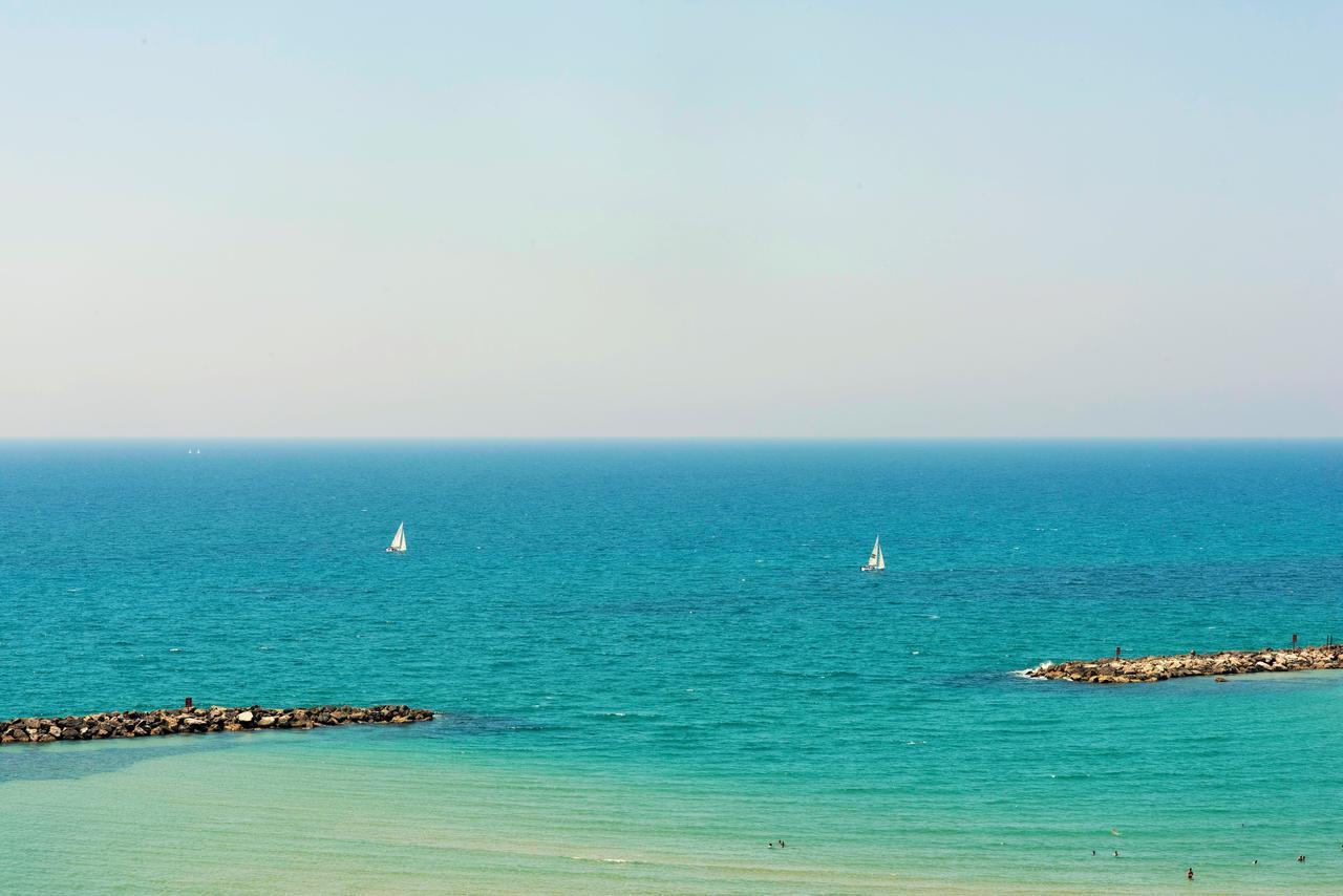 Excellent Beachfront Apt W/ Pool Access By Sea N' Rent Tel Awiw Zewnętrze zdjęcie