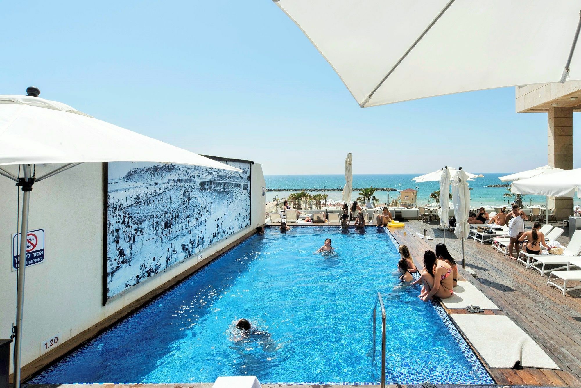 Excellent Beachfront Apt W/ Pool Access By Sea N' Rent Tel Awiw Zewnętrze zdjęcie