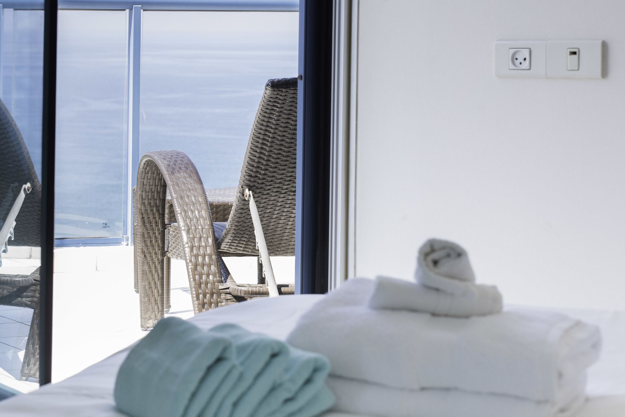 Excellent Beachfront Apt W/ Pool Access By Sea N' Rent Tel Awiw Zewnętrze zdjęcie